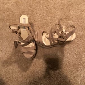 Paloma Barcelona Wedge Heels